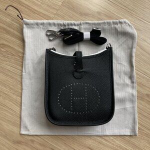 NEW Authentic HERMES Taurillon Clemence GHW Mini Evelyne TPM Black Small
